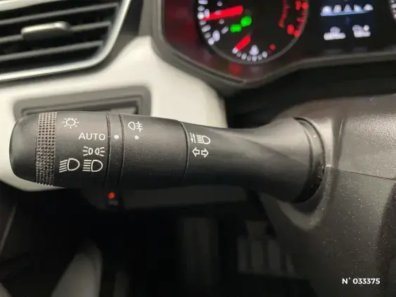 RENAULT CLIO V - voiture d'occasion - Photo 29