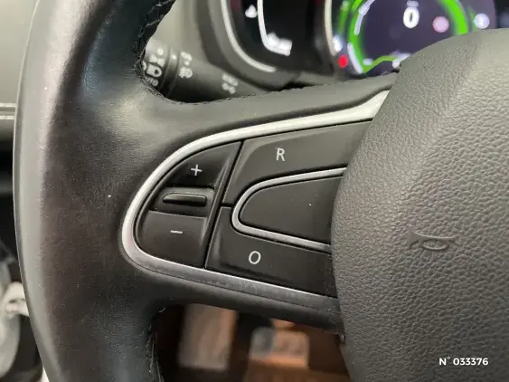 RENAULT SCENIC IV - voiture d'occasion - Photo 29