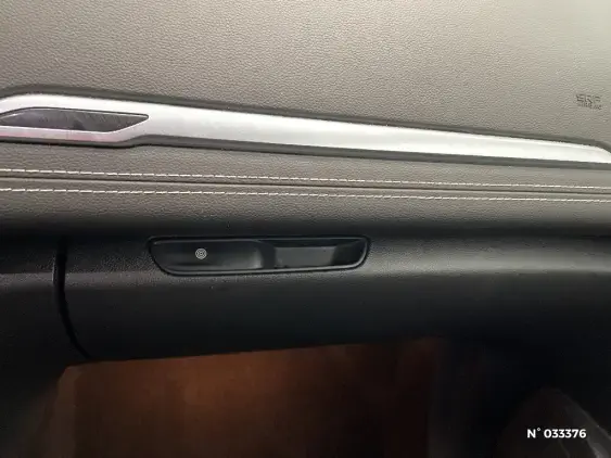 RENAULT SCENIC IV - voiture d'occasion - Photo 31