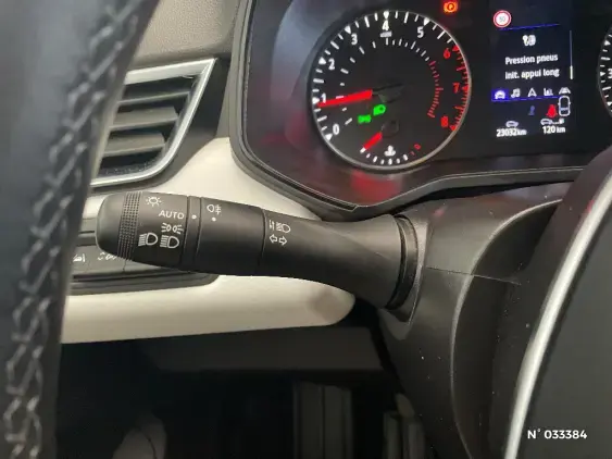 RENAULT CLIO V - voiture d'occasion - Photo 26