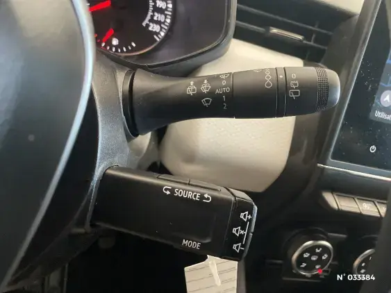 RENAULT CLIO V - voiture d'occasion - Photo 27