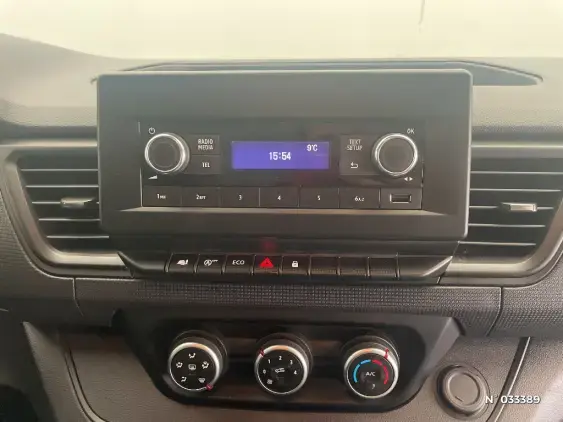 RENAULT TRAFIC FG III - voiture d'occasion - Photo 13