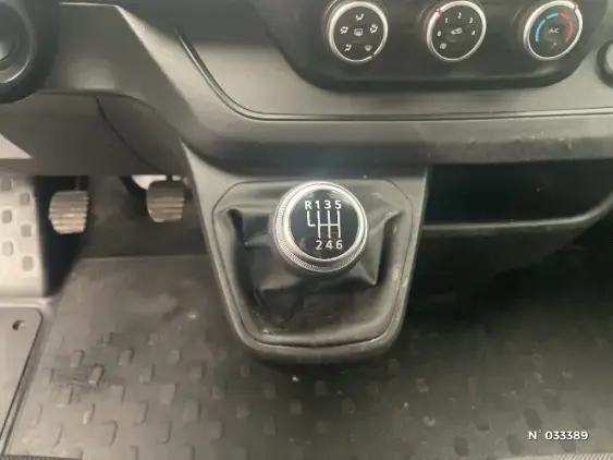 RENAULT TRAFIC FG III - voiture d'occasion - Photo 25