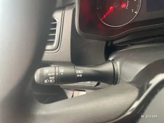 RENAULT TRAFIC FG III - voiture d'occasion - Photo 26