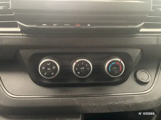 RENAULT TRAFIC FG III - voiture d'occasion - Photo 28