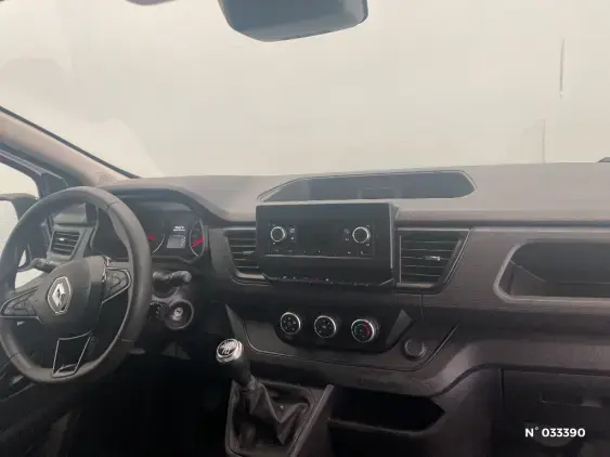 RENAULT TRAFIC FG III - voiture d'occasion - Photo 9