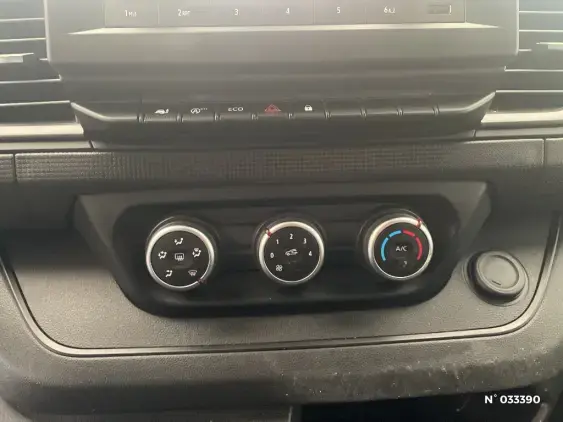 RENAULT TRAFIC FG III - voiture d'occasion - Photo 26