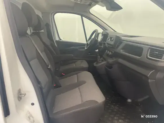 RENAULT TRAFIC FG III - voiture d'occasion - Photo 10