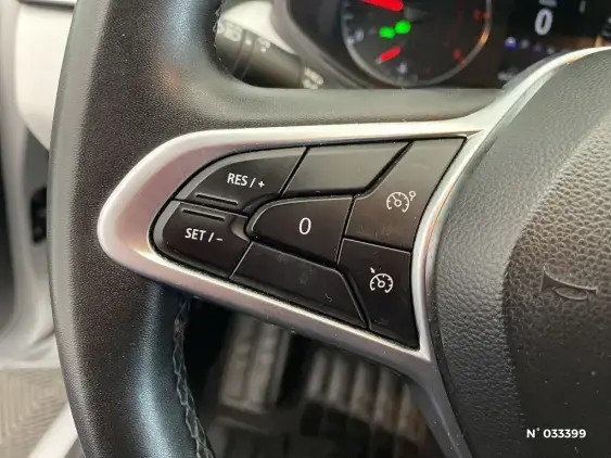 RENAULT CLIO V - voiture d'occasion - Photo 33