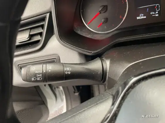 RENAULT CLIO REVERSIBLE V - voiture d'occasion - Photo 27