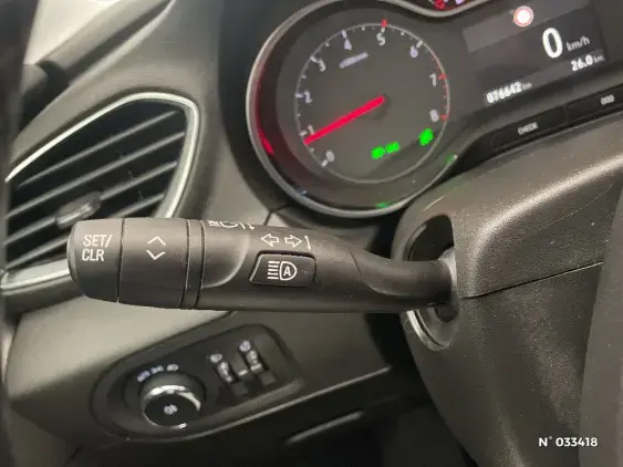 OPEL GRANDLAND X - voiture d'occasion - Photo 29