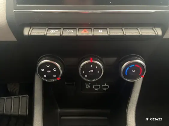 RENAULT CLIO V - voiture d'occasion - Photo 36