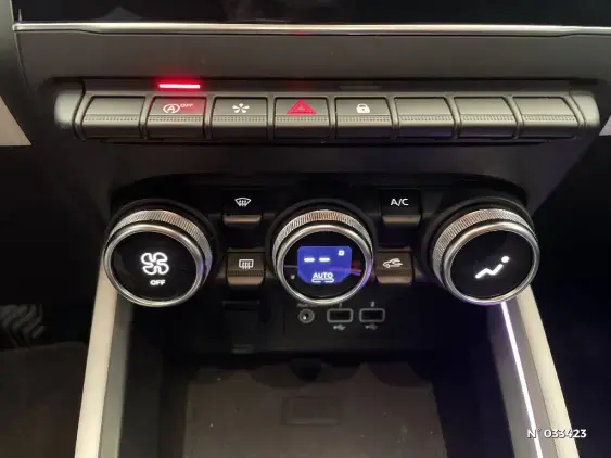 RENAULT CLIO V - voiture d'occasion - Photo 33