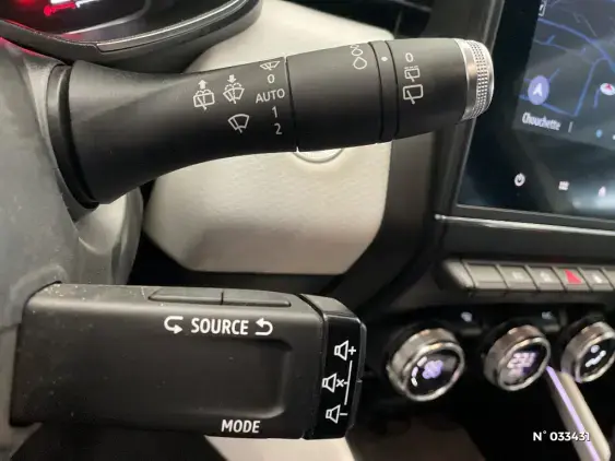 RENAULT CLIO V - voiture d'occasion - Photo 29