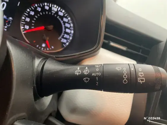 RENAULT CLIO V - voiture d'occasion - Photo 28