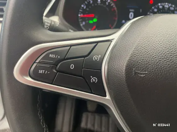 RENAULT CLIO V - voiture d'occasion - Photo 30