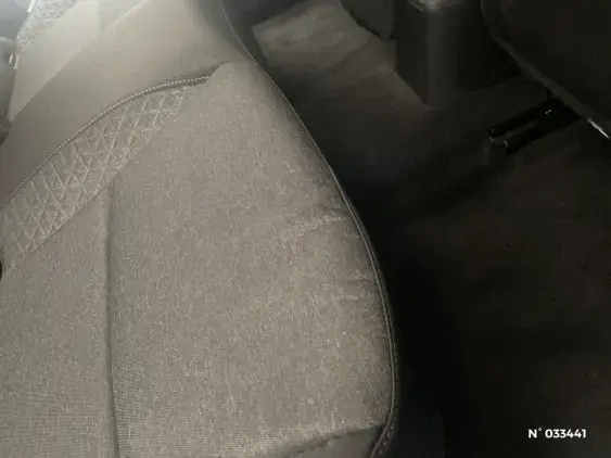 RENAULT CLIO V - voiture d'occasion - Photo 25