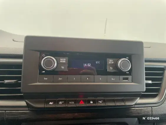 RENAULT TRAFIC III - voiture d'occasion - Photo 13