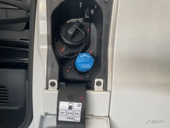 RENAULT TRAFIC III - voiture d'occasion - Photo 28