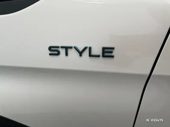 PEUGEOT 3008 II - voiture d'occasion - Photo 32