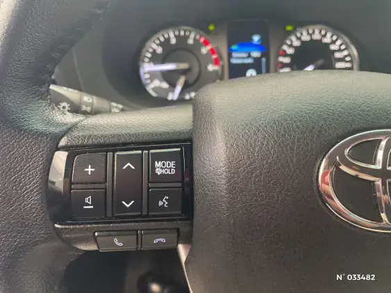 TOYOTA HILUX VIII - voiture d'occasion - Photo 27