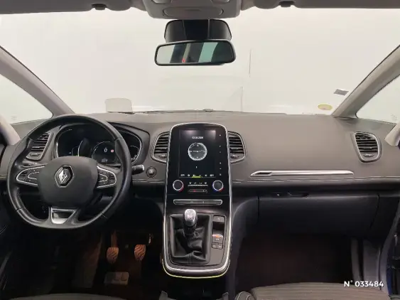 RENAULT SCENIC IV - voiture d'occasion - Photo 9