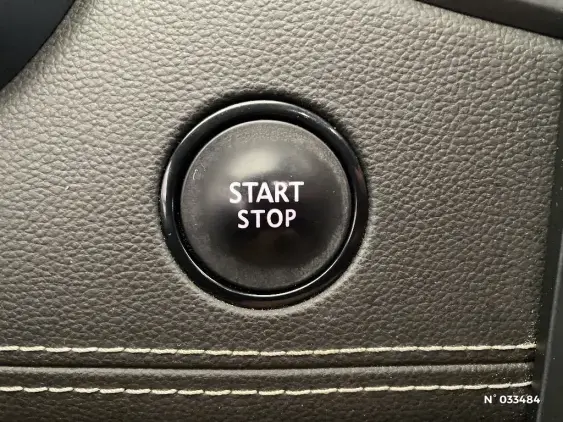 RENAULT SCENIC IV - voiture d'occasion - Photo 29