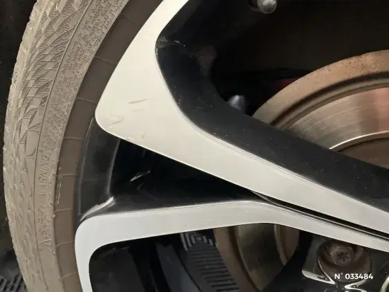 RENAULT SCENIC IV - voiture d'occasion - Photo 25