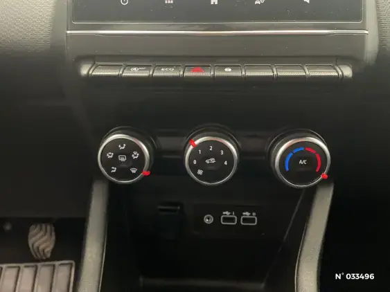 RENAULT CLIO V - voiture d'occasion - Photo 26