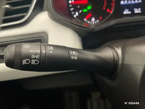 RENAULT CLIO V - voiture d'occasion - Photo 35