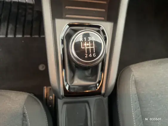 RENAULT CLIO V - voiture d'occasion - Photo 31