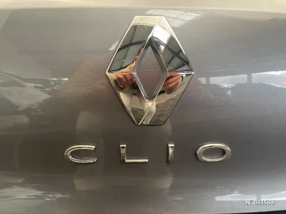 RENAULT CLIO V - voiture d'occasion - Photo 30