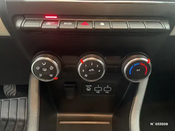 RENAULT CLIO V - voiture d'occasion - Photo 33