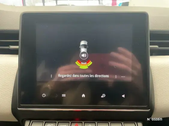 RENAULT CLIO V - voiture d'occasion - Photo 14