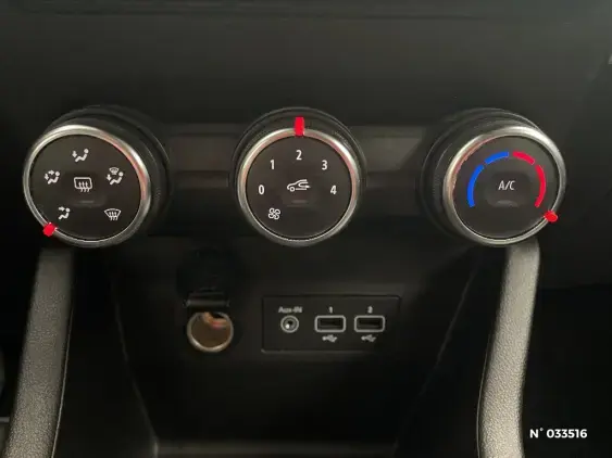 RENAULT CLIO V - voiture d'occasion - Photo 35