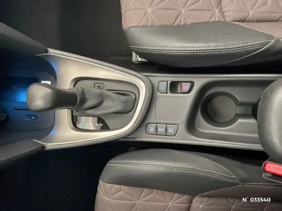 TOYOTA YARIS CROSS I - voiture d'occasion - Photo 34