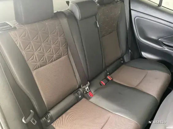 TOYOTA YARIS CROSS I - voiture d'occasion - Photo 11