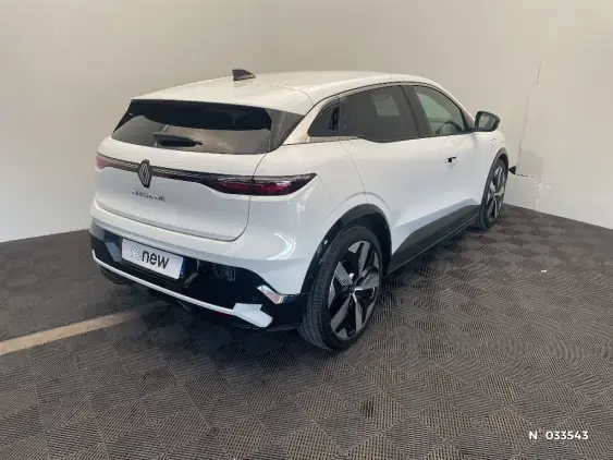 RENAULT MEGANE V - voiture d'occasion - Photo 4