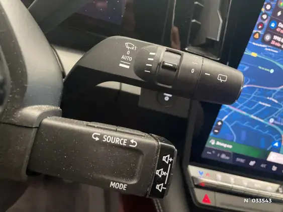 RENAULT MEGANE V - voiture d'occasion - Photo 32