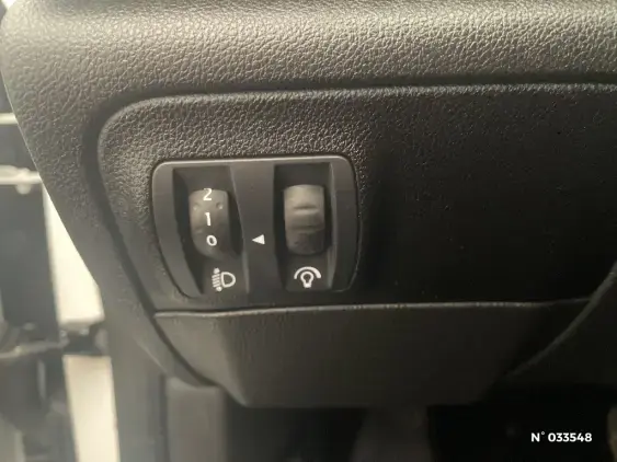 RENAULT MEGANE ESTATE IV - voiture d'occasion - Photo 15