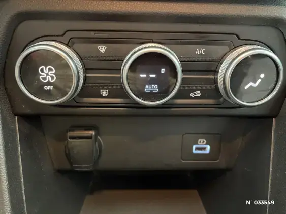 DACIA SANDERO III - voiture d'occasion - Photo 25