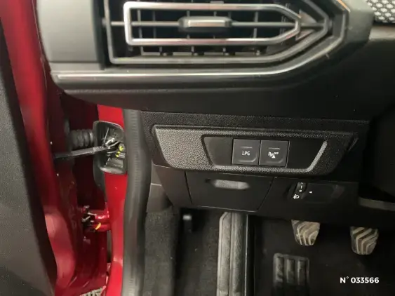 DACIA SANDERO III - voiture d'occasion - Photo 15