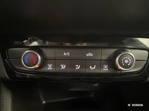 OPEL CORSA F - voiture d'occasion - Photo 34