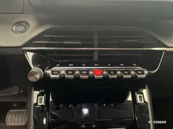 PEUGEOT 2008 II - voiture d'occasion - Photo 26