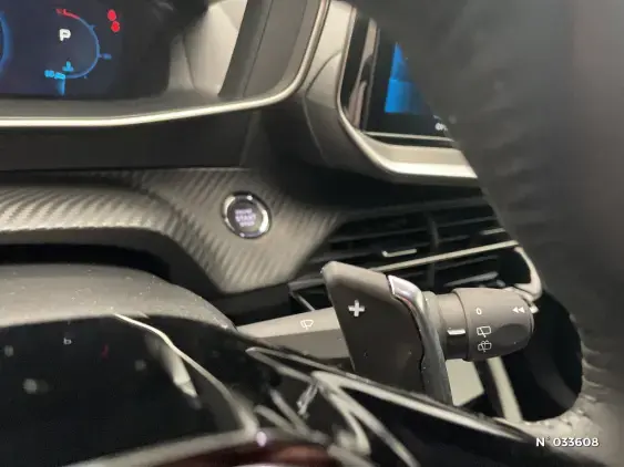 PEUGEOT 2008 II - voiture d'occasion - Photo 29