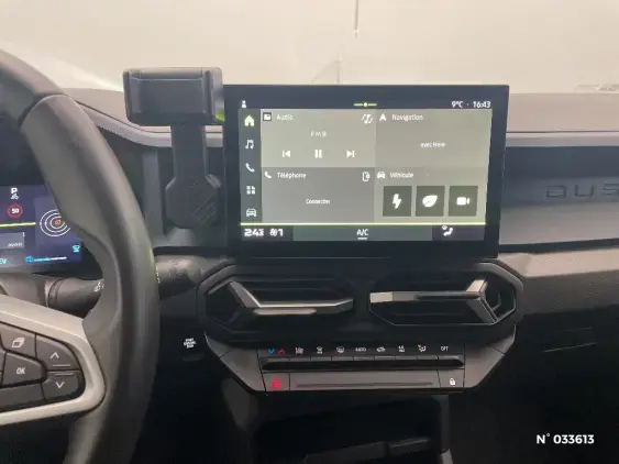 DACIA DUSTER III - voiture d'occasion - Photo 13