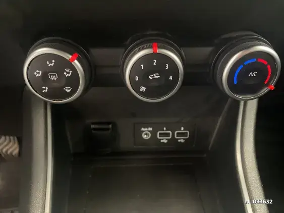 RENAULT CAPTUR II - voiture d'occasion - Photo 31