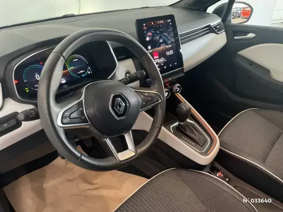 RENAULT CLIO V - voiture d'occasion - Photo 10