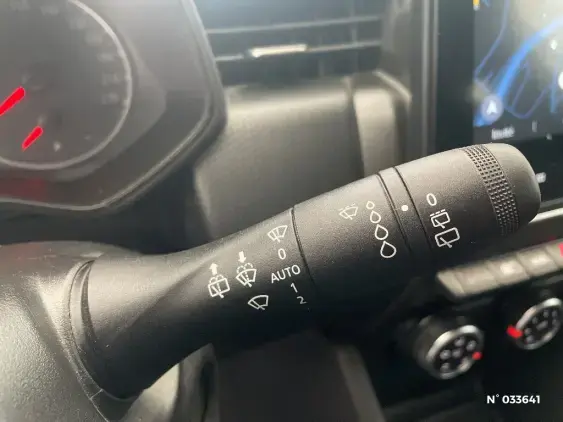 RENAULT CLIO V - voiture d'occasion - Photo 28