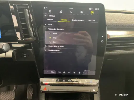 RENAULT MEGANE V - voiture d'occasion - Photo 13